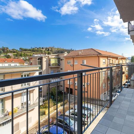 Appartamento Centrale Con Parcheggio E Wi-Fi Gratuito Ac Άλμπα Εξωτερικό φωτογραφία